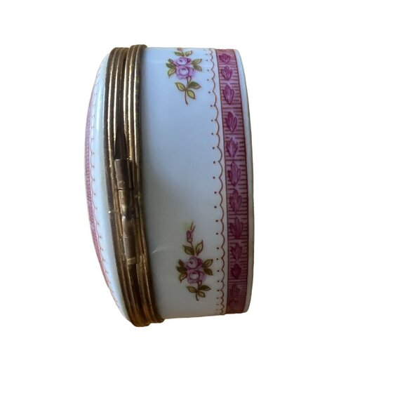 LIMOGES FRANCE BOX~ VINTAGE FLORAL ROUND ~ FLOWERS ~ PINK ROSES ~ PARIS ~ SIGNED - Picture 7 of 10